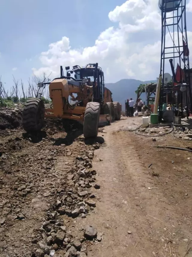 Toroslar'da yol çalışmaları aralıksız sürüyor