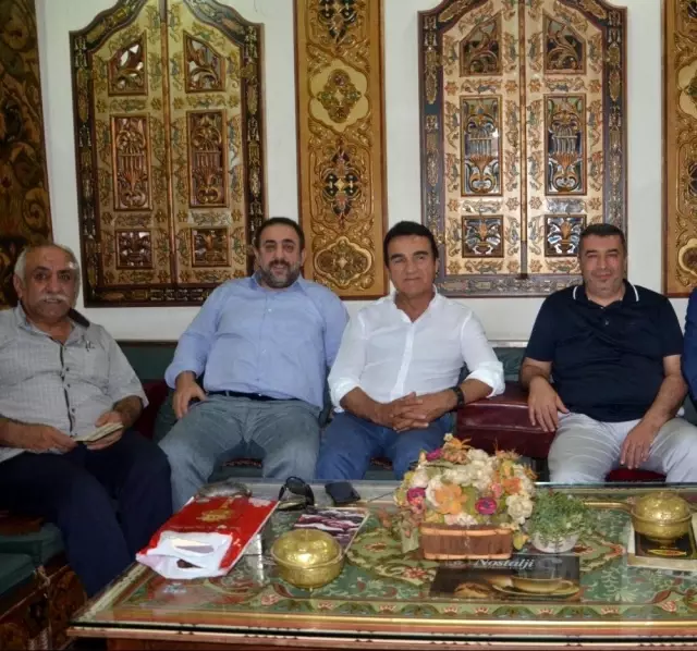 TÜMSİAD Başkan ıGümüş, sanatçı Selahattin Alpay'ı ağırladı