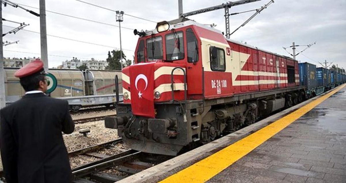 Türkiye ile Gürcistan arasındaki ilk ihracat treni yarın hareket edecek