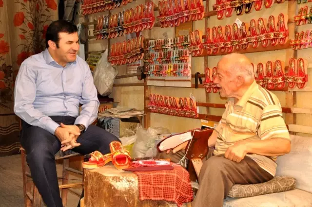 Türkiye'nin son nalın ustasına vefa Türkiye'nin son nalın ustasına vefa