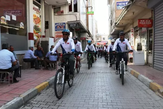 Van Gölü için pedal çevirdiler Van Gölü için pedal çevirdiler