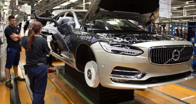 Volvo, yarım milyon aracını geri çağırdı Volvo, yarım milyon aracını geri çağırdı