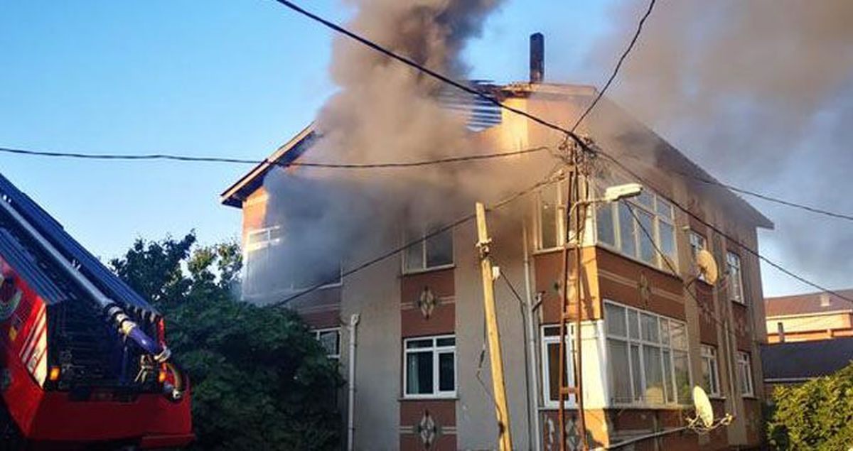 Aynı binada 3 saat arayla çıkan yangın korku yarattı