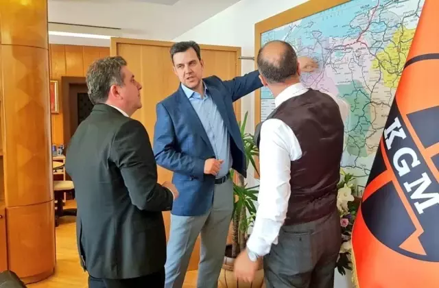 Milletvekili Mustafa Esgin'den ulaşım projelerine yakın takip Milletvekili Mustafa Esgin'den ulaşım projelerine yakın takip