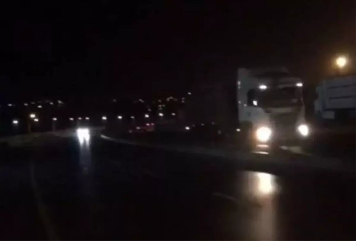 Ters şeritte giden tır, yürekleri ağızlara getirdi