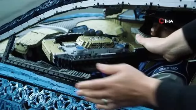 - 1 Milyon Lego ile Yapılan Otomobil Moskova'da Ziyaretçilere Sunuldu - 1 Milyon Lego ile Yapılan Otomobil Moskova'da Ziyaretçilere Sunuldu