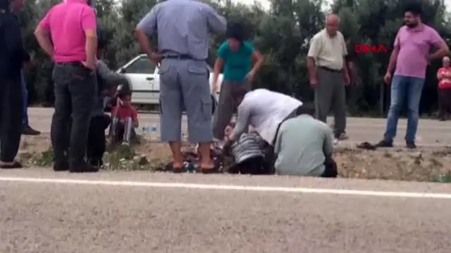 ADANA KOZAN'DA KAZA 1'İ ÇOCUK 3 YARALI ADANA KOZAN'DA KAZA 1'İ ÇOCUK 3 YARALI