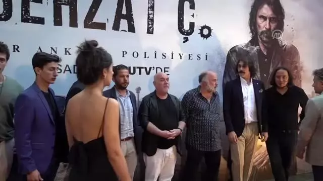 'Behzat Ç. Bir Ankara Polisiyesi' dizisinin galası yapıldı 'Behzat Ç. Bir Ankara Polisiyesi' dizisinin galası yapıldı