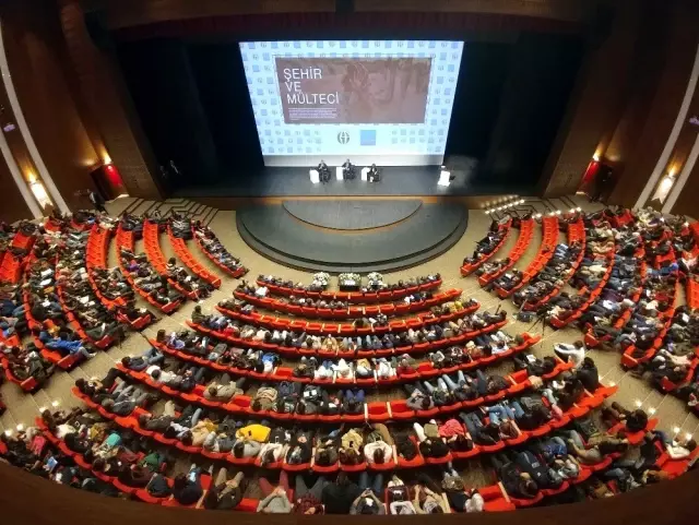 GAÜN'DE Uluslararası Suriyeli mülteciler kongresi