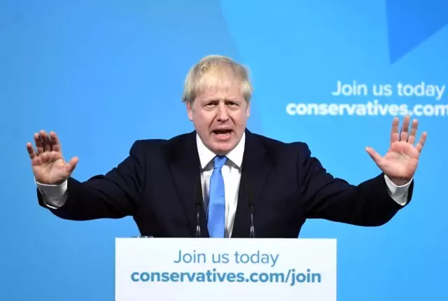 İngiltere Başbakanı Johnson ilk kabineyi açıkladı İngiltere Başbakanı Johnson ilk kabineyi açıkladı