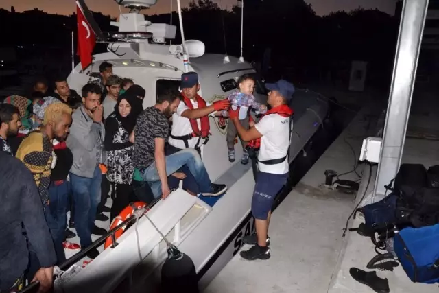 İzmir'de 42 düzensiz göçmen yakalandı