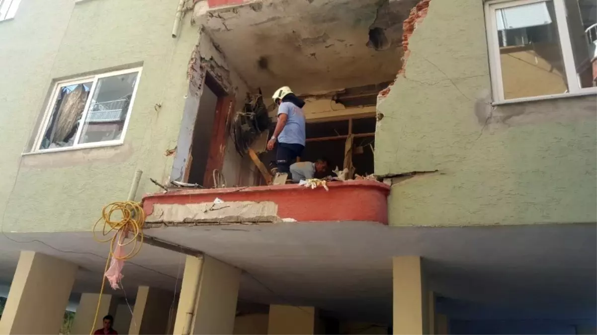 Klima motoru patladı ev savaş alanına döndü 1 yaralı Haberler
