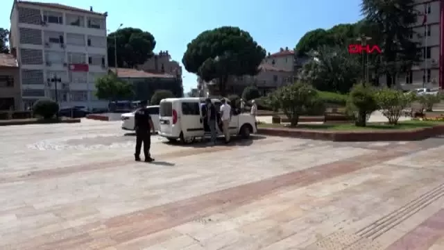 Komşusunu öldüren şüpheli tutuklandı Komşusunu öldüren şüpheli tutuklandı