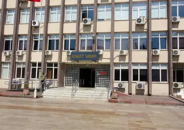 Komşusunu öldüren şüpheli tutuklandı Komşusunu öldüren şüpheli tutuklandı