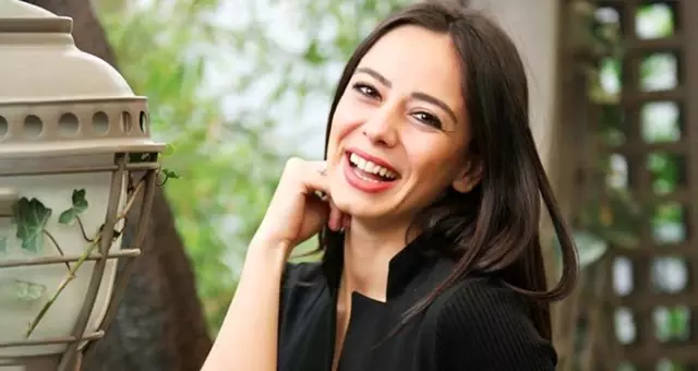 Oyuncu Merve Sevi, tatil fotoğraflarını paylaştı Oyuncu Merve Sevi, tatil fotoğraflarını paylaştı