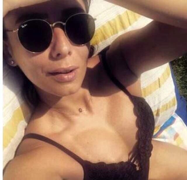 Oyuncu Merve Sevi, tatil fotoğraflarını paylaştı