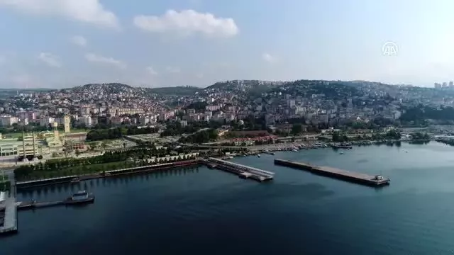 Türkiye'nin lojistik kapısı İzmit Türkiye'nin lojistik kapısı İzmit