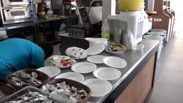 Bu çocuklar hayatlarında ilk kez denize girdi Bu çocuklar hayatlarında ilk kez denize girdi