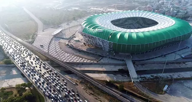 Bursaspor Stadı'nda inanılmaz soygun! Bursaspor Stadı'nda inanılmaz soygun!