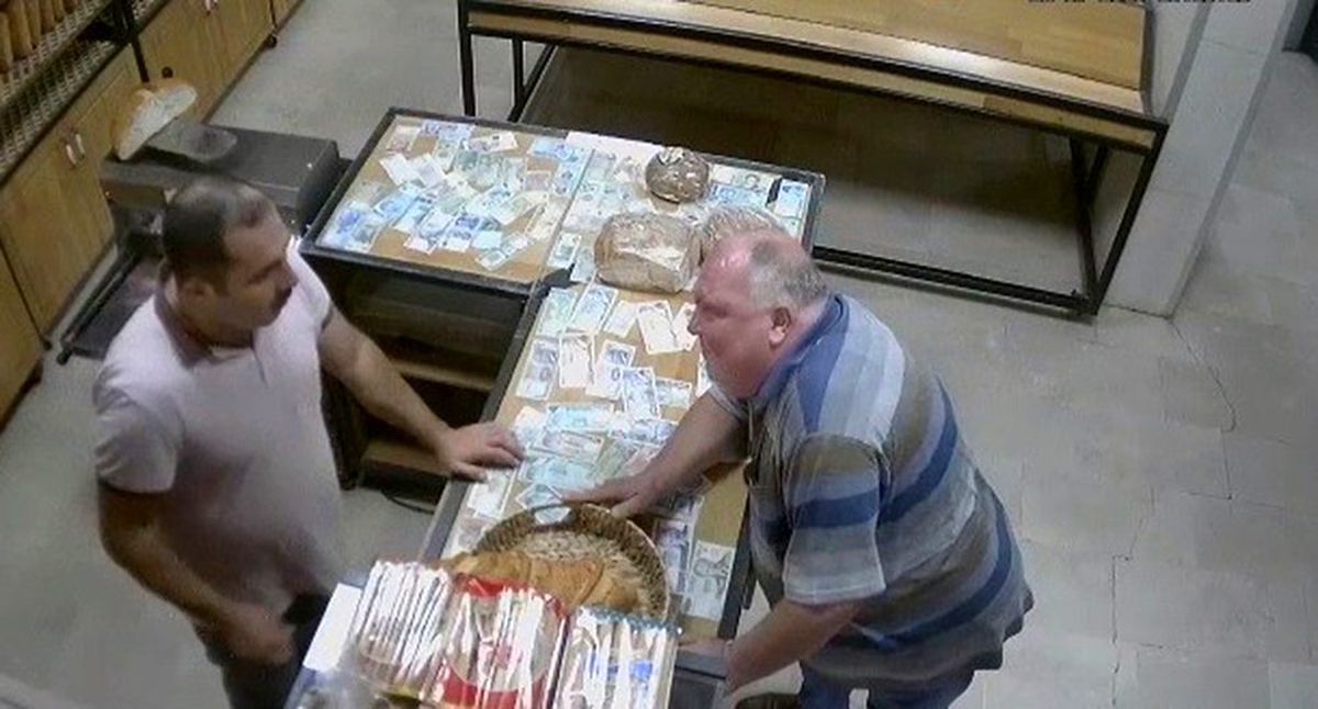'Eksik para üstü verdiniz' diyerek esnafı dolandıran şahıslar yakalandı