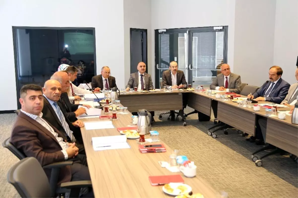 İl İstihdam ve Mesleki Eğitim Kurulu Toplantısı Vali Günaydın Başkanlığında Yapıldı