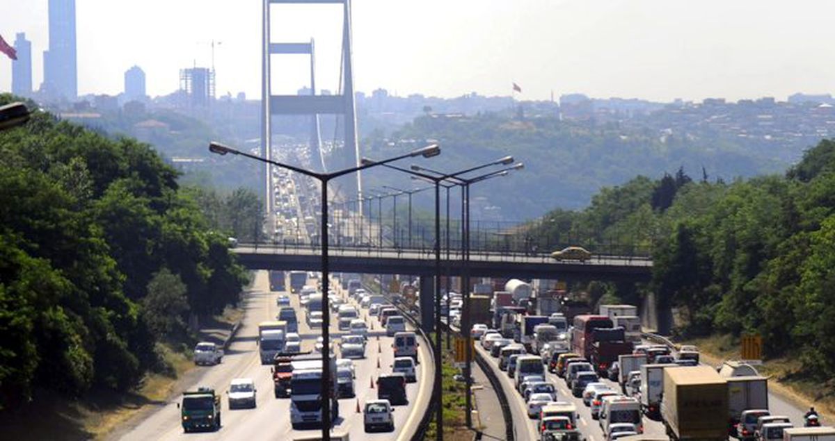Köprü ve otoyollardan 6 ayda 906 milyon lira gelir elde edildi