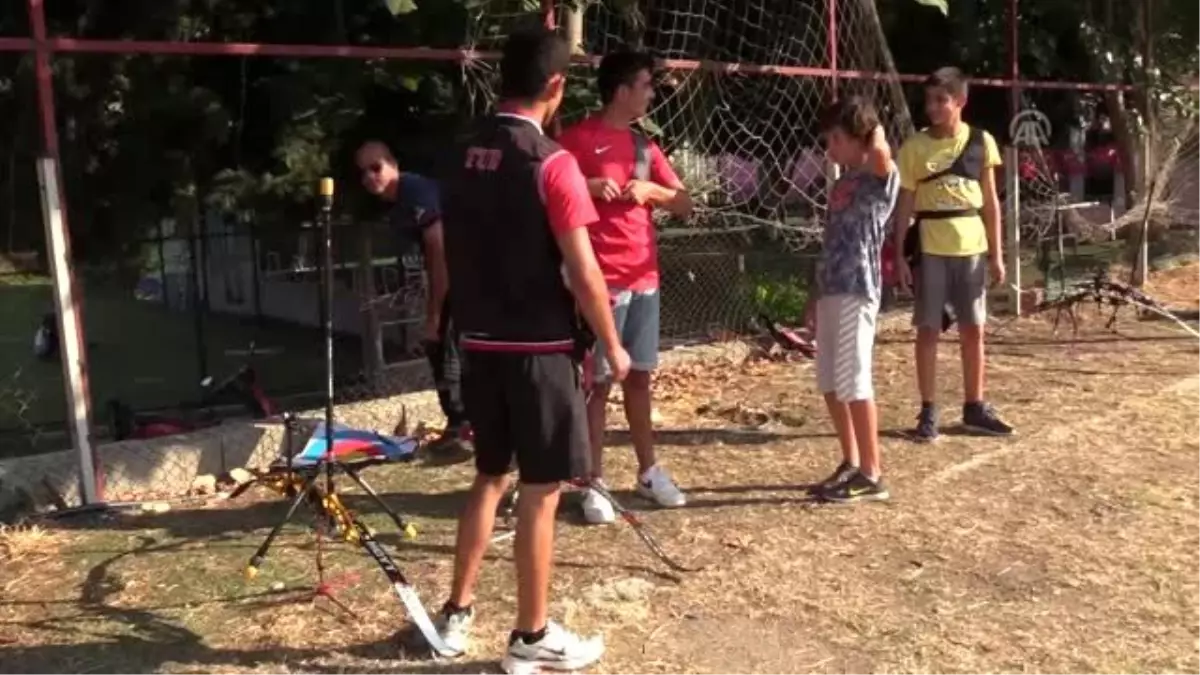 Mersinli milli okçuların gözü altın madalyada