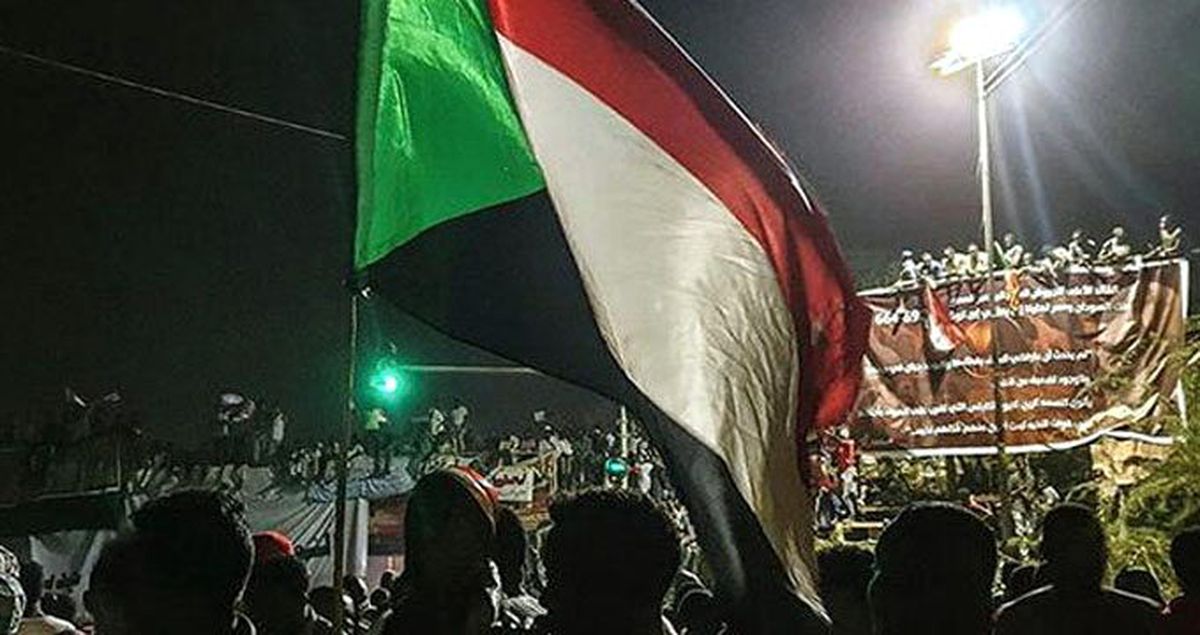 Sudan'da genelkurmay başkanı öncülüğündeki darbe girişimi engellendi
