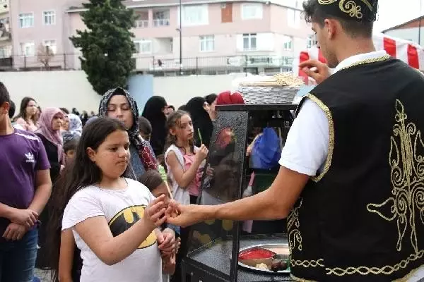 Ümraniye'de eğlence çocukların ayağına geldi
