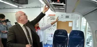 Abdullah Yıldız: Uşak Üniversitesi sivil havacılıkta tanınan ilk devlet üniversitesi oldu Abdullah Yıldız: Uşak Üniversitesi sivil havacılıkta tanınan ilk devlet üniversitesi oldu
