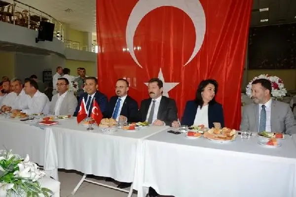 AK Parti'li Turan: Muhtarlar demokraside kılcal damar görevi yapıyor