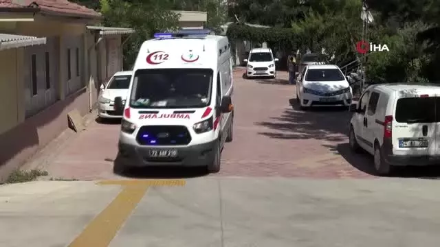- Gercüş'te otomobil ile pikap çarpıştı: 5 yaralı - Gercüş'te otomobil ile pikap çarpıştı: 5 yaralı