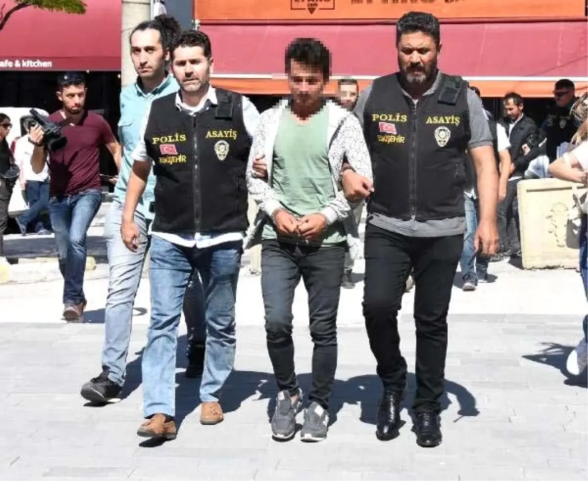 Öldürülüp, parçalara ayrılan Afgan cinayetinin 3 şüphelisi adliyede