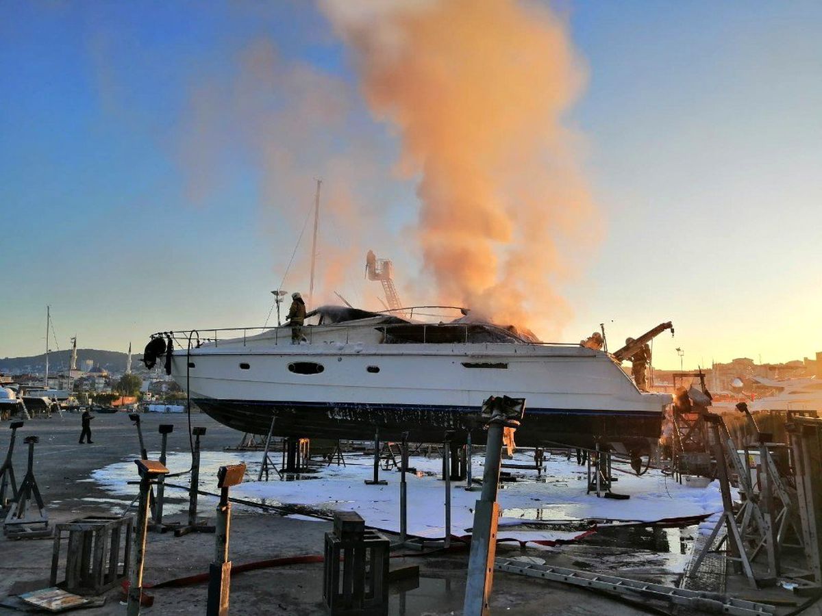 Ataköy ve Pendik Marina'da yangın!