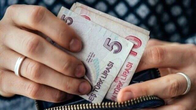 Temmuz'da açlık sınırı 2 bin 75 liraya, yoksulluk sınırı ise 6 bin 760 liraya yükseldi
