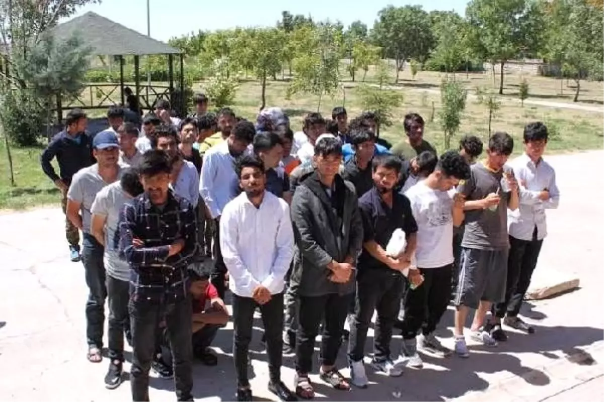 Aksaray'da 78 kaçak göçmen yakalandı