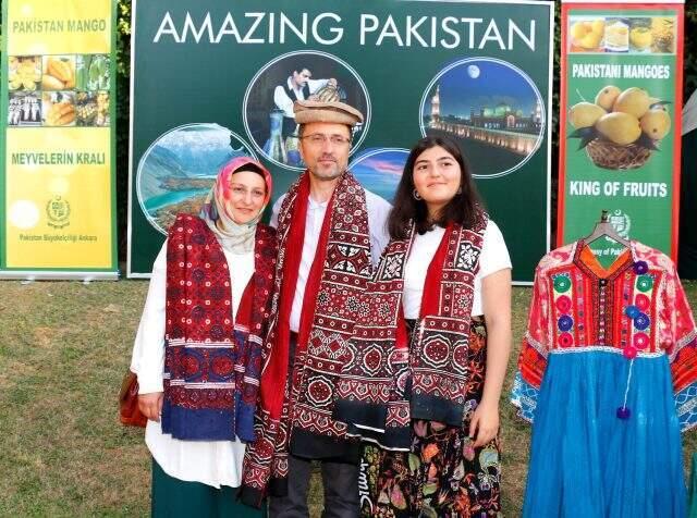 Ankara'daki, Pakistan Mango ve Biryani Festivali'ne çok sayıda davetli katıldı