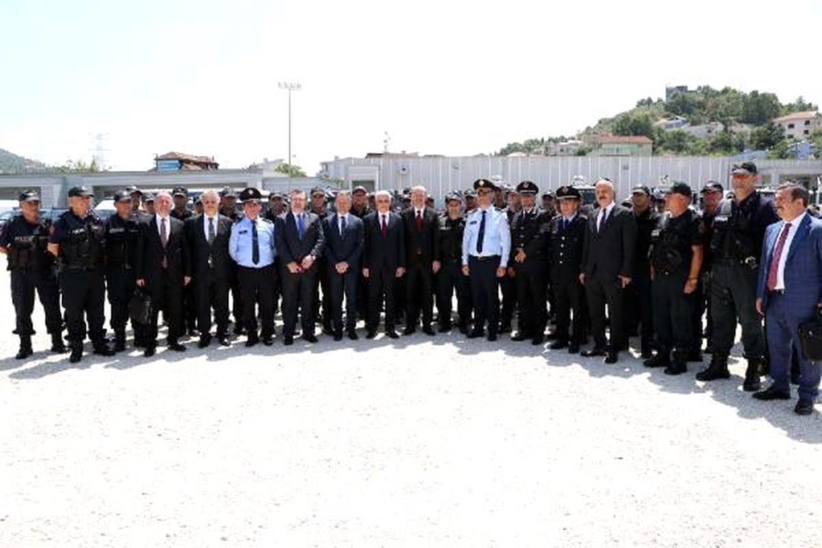 Süleyman Soylu talimat verdi: Arnavutluk polisi Türkiye'de eğitilecek