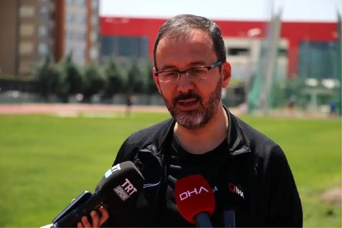 Bakan Kasapoğlu, olimpik hazırlık merkezini ziyaret etti