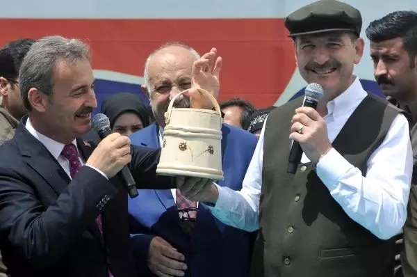 Bakan Soylu: Kimsenin ülkesinde, zenginliğinde, huzurunda gözümüz yok Bakan Soylu: Kimsenin ülkesinde, zenginliğinde, huzurunda gözümüz yok