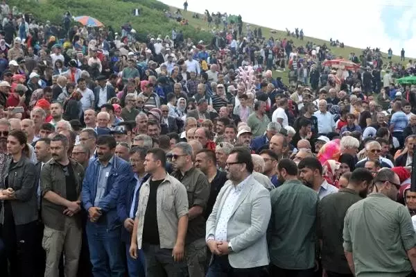 Bakan Soylu: Kimsenin ülkesinde, zenginliğinde, huzurunda gözümüz yok Bakan Soylu: Kimsenin ülkesinde, zenginliğinde, huzurunda gözümüz yok