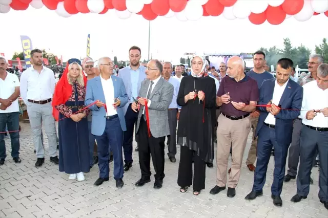 Beyşehir 15. Uluslararası Göl Festivali başladı Beyşehir 15. Uluslararası Göl Festivali başladı