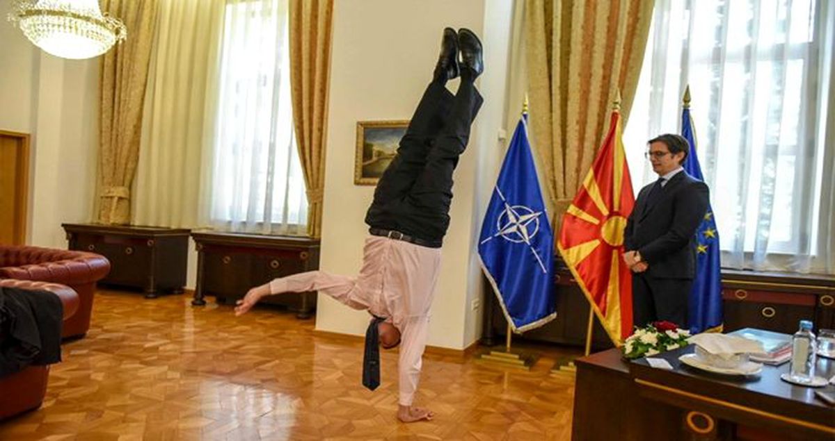 Böyle diplomatik ziyaret görülmedi! Dünya İsrail Büyükelçisi'nin fotoğrafını konuşuyor