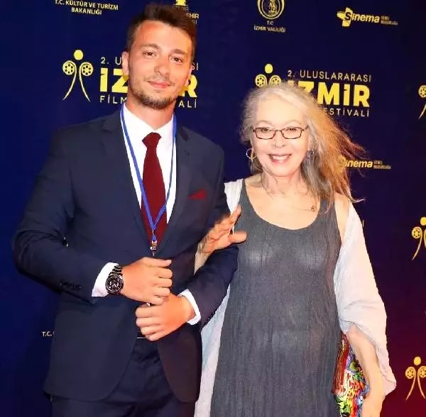 İzmir Uluslararası Film Festivali'nde ödüller sahiplerini buldu İzmir Uluslararası Film Festivali'nde ödüller sahiplerini buldu