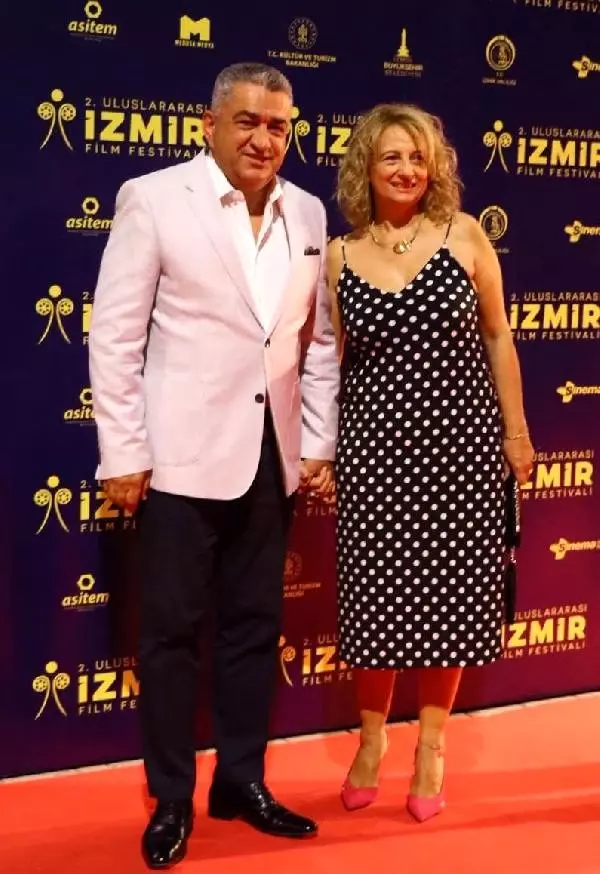 İzmir Uluslararası Film Festivali'nde ödüller sahiplerini buldu İzmir Uluslararası Film Festivali'nde ödüller sahiplerini buldu