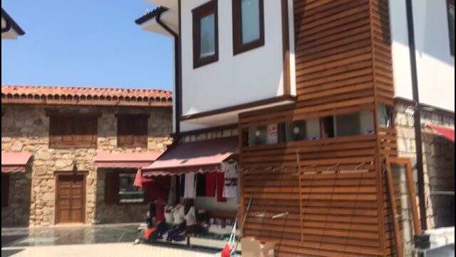 Side Antik Kenti'nde tepki çeken görüntü!
