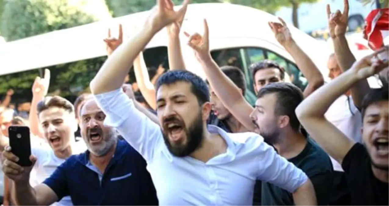 Suriyeliler için yapılan eylemde arbede çıktı: Gözaltılar var