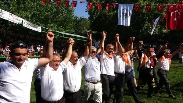 Başpehlivanlık güreşi 45 dakika sürdü Başpehlivanlık güreşi 45 dakika sürdü