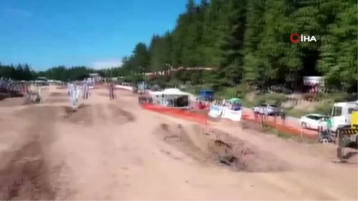 Kafkasör Yaylası'nda düzenlenen Off-Road yarışları nefes kesti