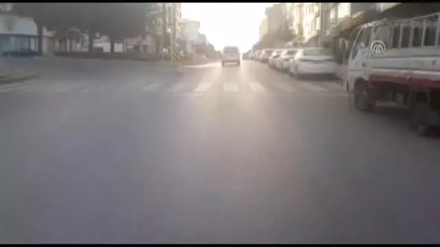 Otomobilden pompalı tüfekle ateş eden 2 şüpheli yakalandı Otomobilden pompalı tüfekle ateş eden 2 şüpheli yakalandı